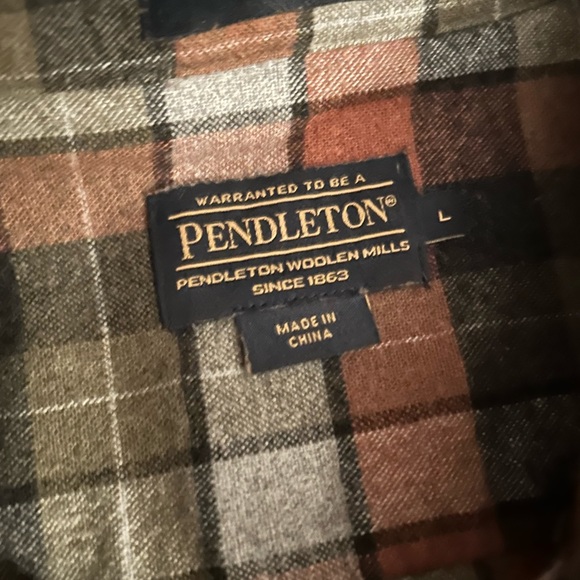 Men’s Pendleton plaid shirt - Picture 2 of 6